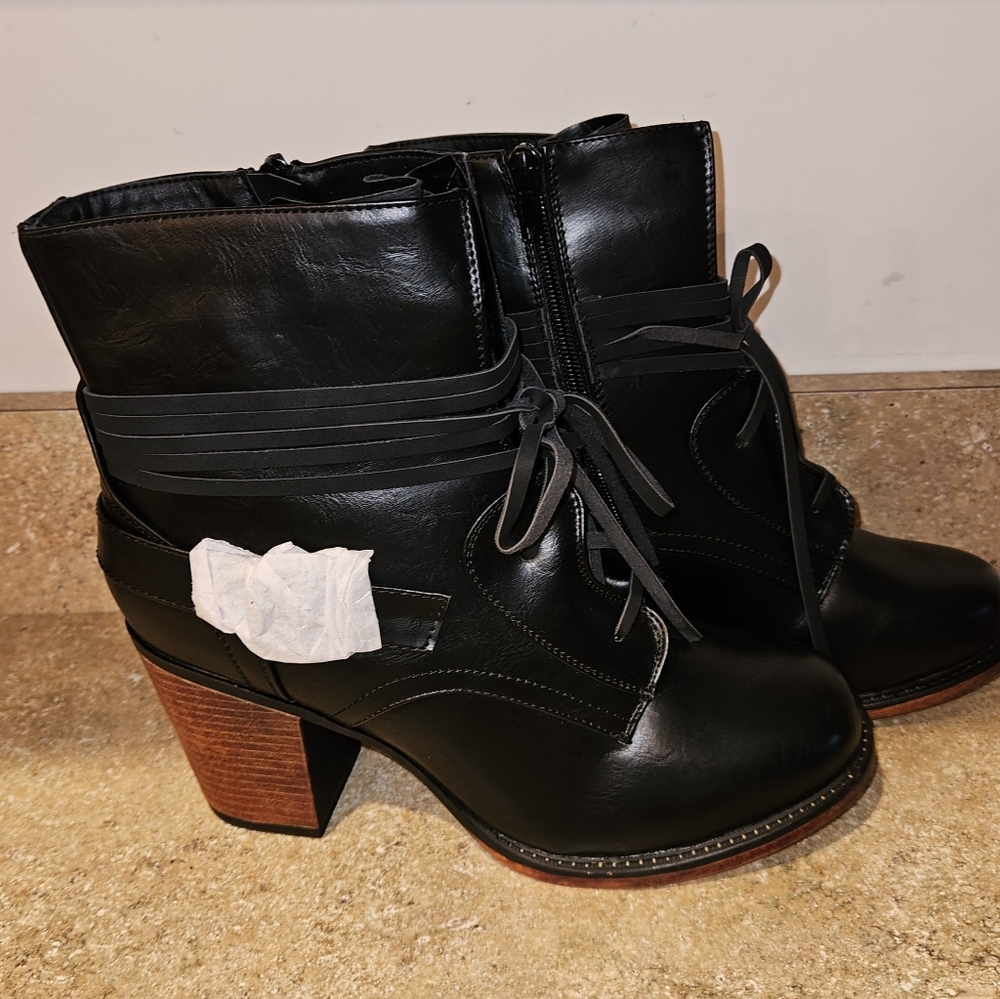NWT Black Boots